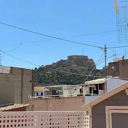 Castle View Tatil Evi Alicante