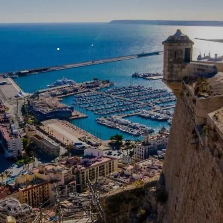 Semesterbostad Castle View Alicante